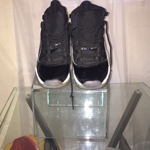 Jordan 11s